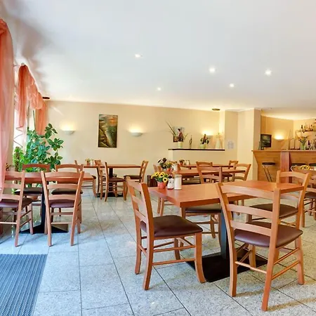 Atlantic Hotel 3*
